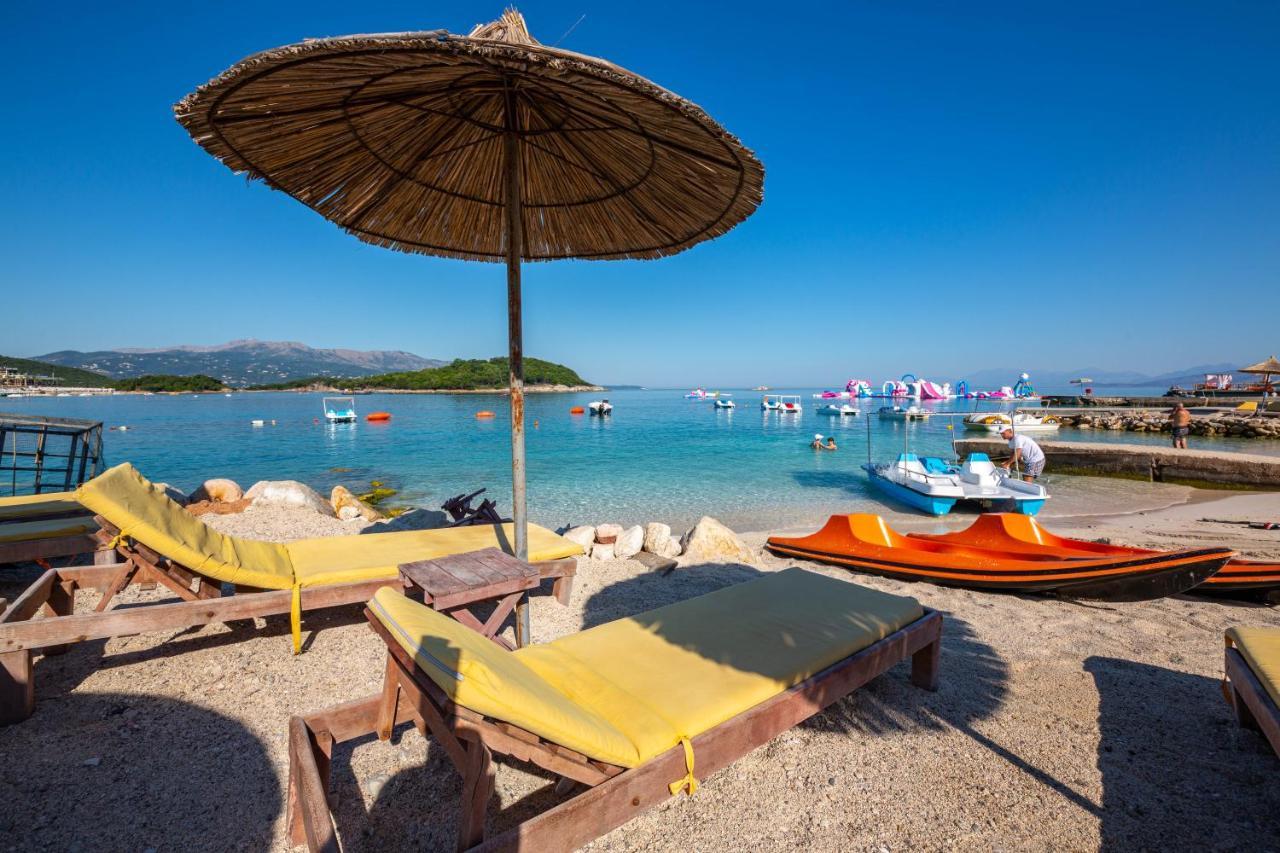 Hotel New Crystal Εξαμίλιο Εξωτερικό φωτογραφία
