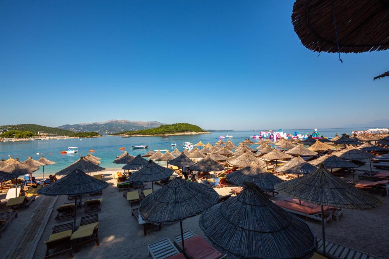 Hotel New Crystal Εξαμίλιο Εξωτερικό φωτογραφία