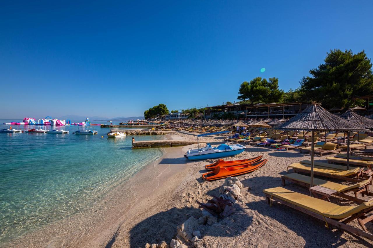 Hotel New Crystal Εξαμίλιο Εξωτερικό φωτογραφία