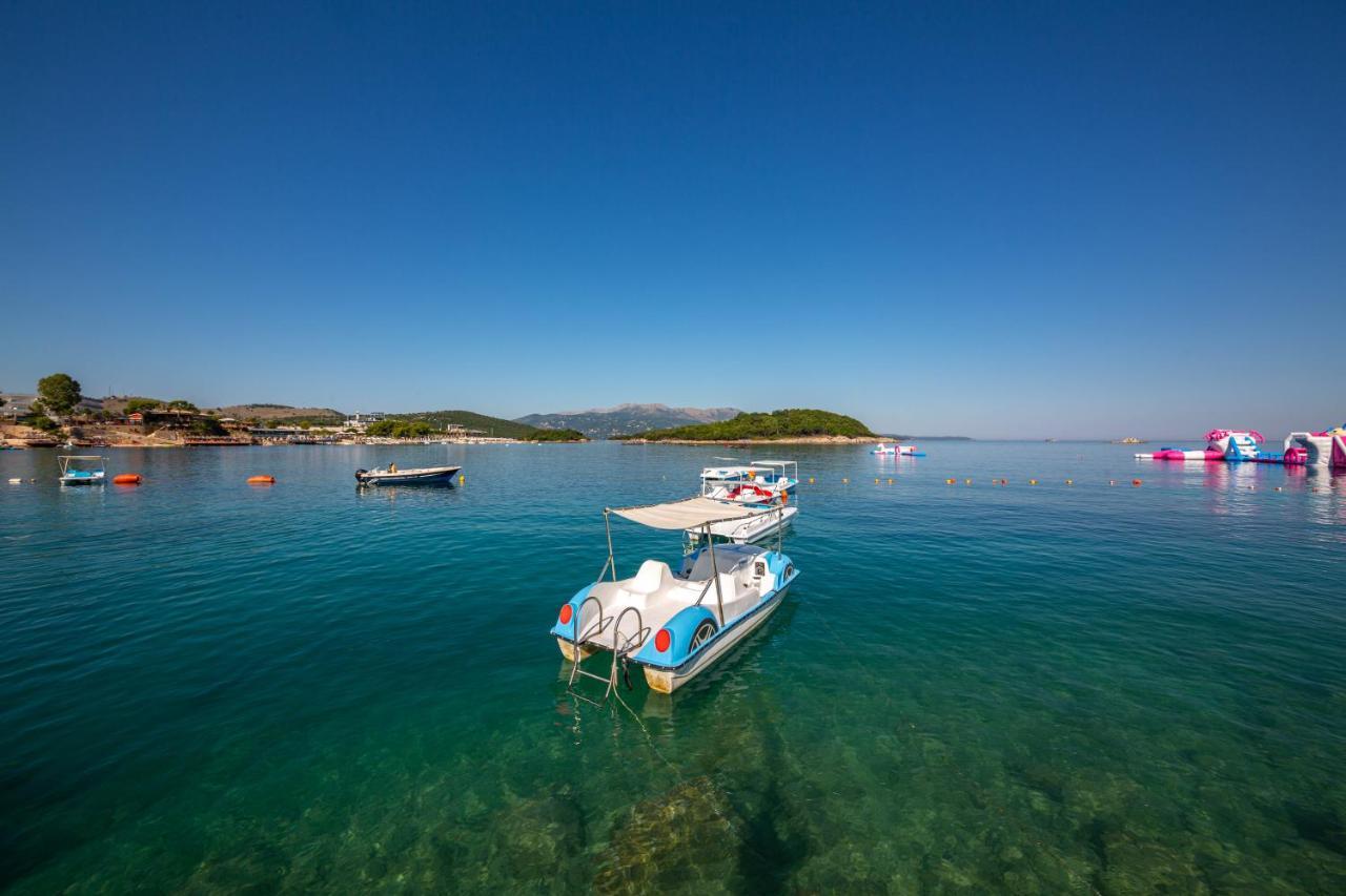 Hotel New Crystal Εξαμίλιο Εξωτερικό φωτογραφία