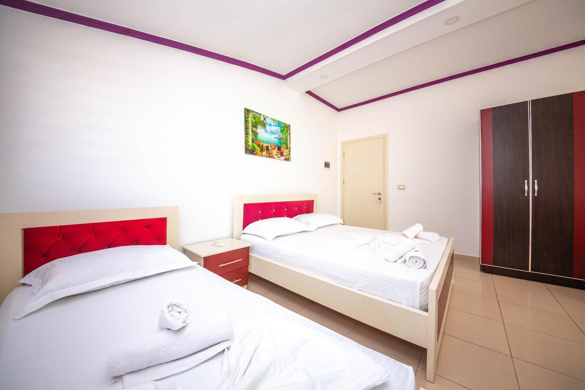 Hotel New Crystal Εξαμίλιο Εξωτερικό φωτογραφία